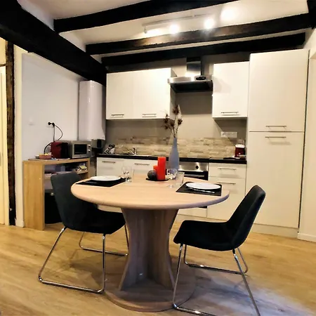 Bel Avec Cour Privative Apartamento Poitiers